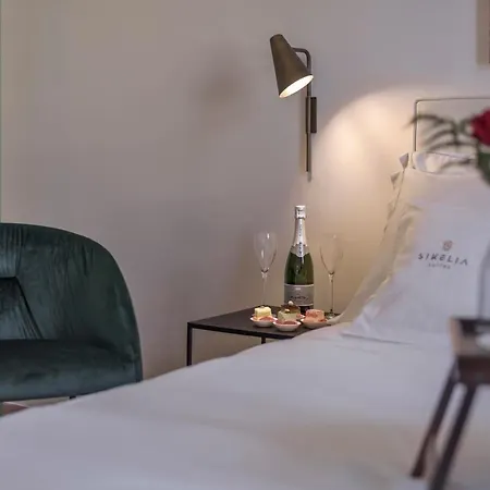 Sikelia Suites-3